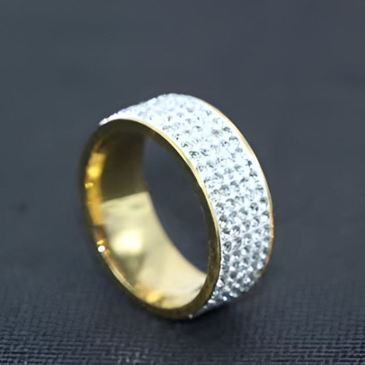 Gold Vintage Zircon Ring