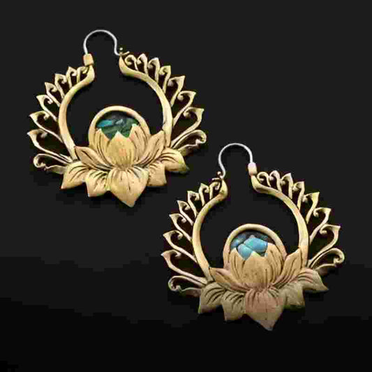 Vintage Gold Green Stone Earrings