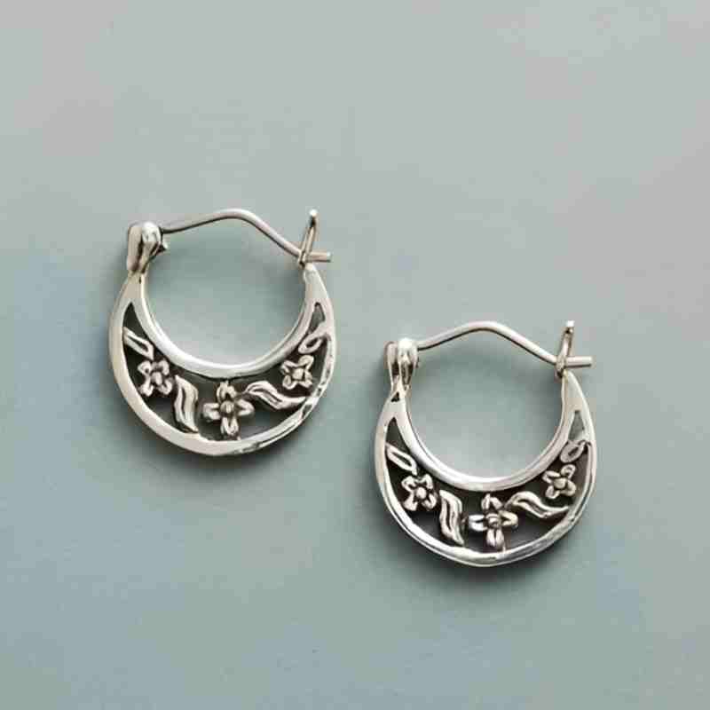 Vintage Silver Flower Hoop Earrings