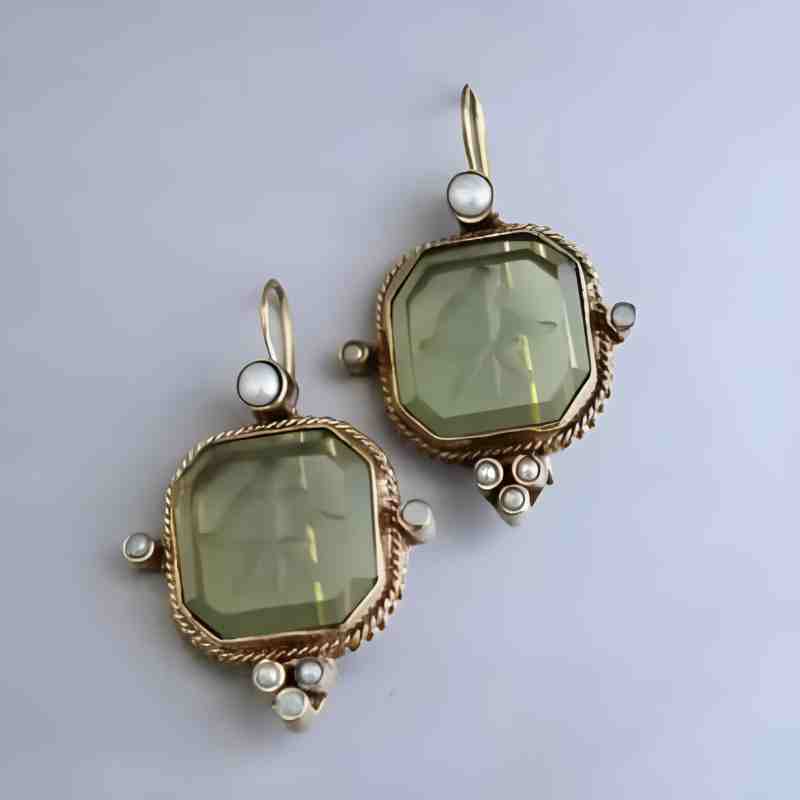 Vintage Green Stone Gold Earrings