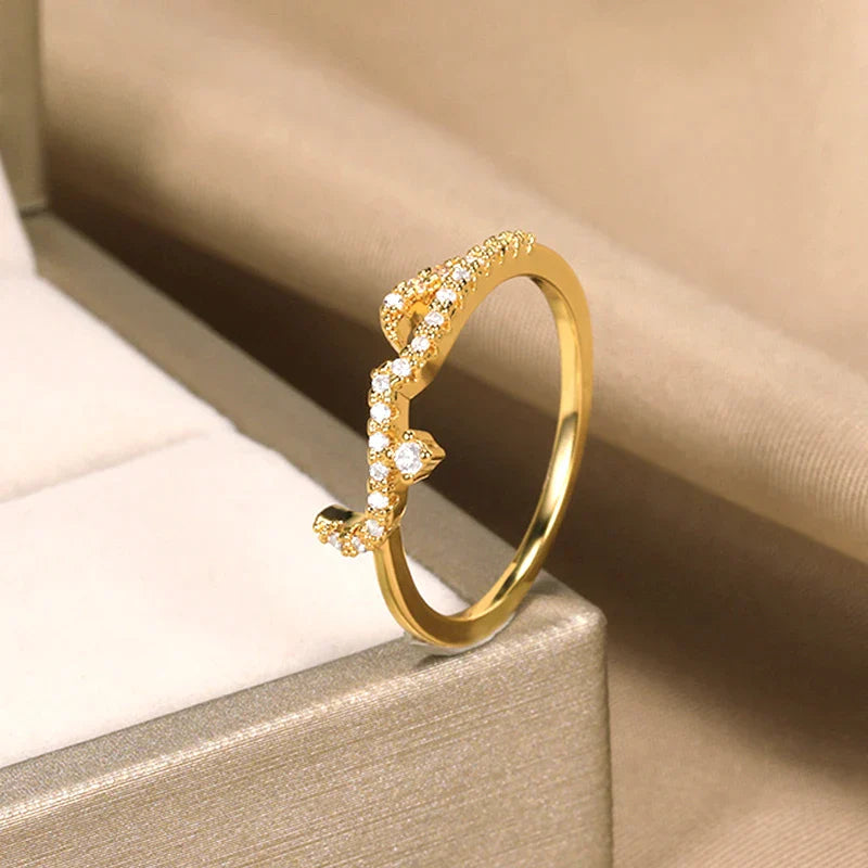 Luxury Zirconia Gold Ring