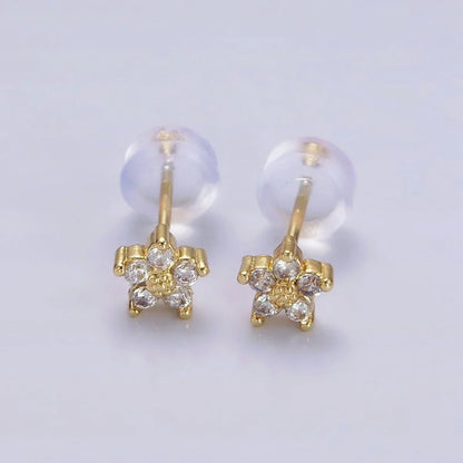 Dainty Flower Stud Earrings