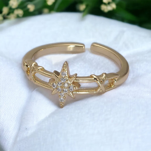 Clarissa North Star Ring - Gold or Silver