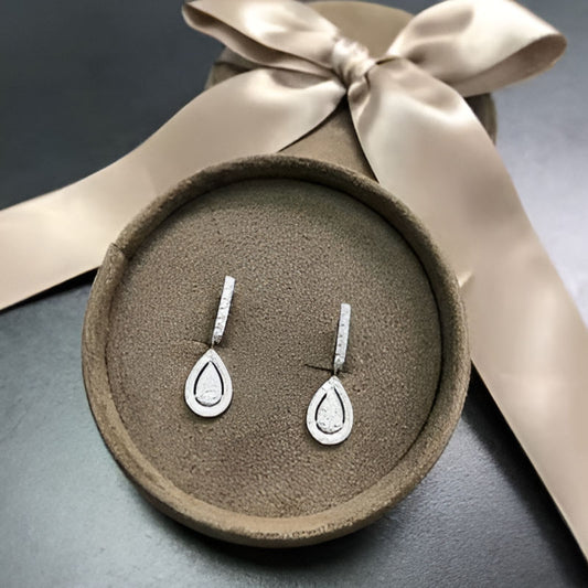 Vintage Dainty Water Drop Earrings