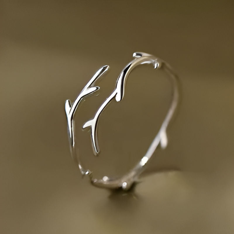 Vintage Fancy Leaf Olive Ring