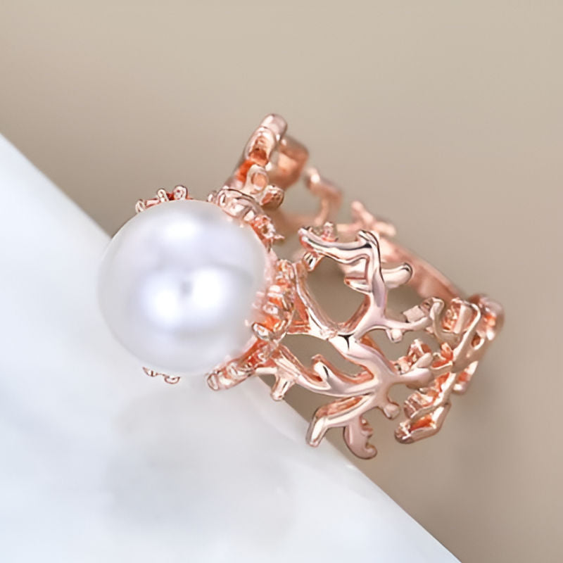 Vintage Big Imitation Pearl Ring