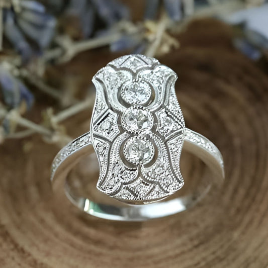 Vintage Exquisite Graceful Ring
