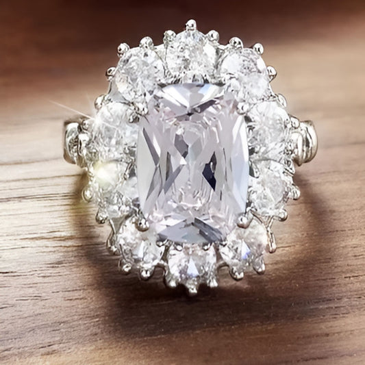 Vintage Bling Bling White Zirconia Ring