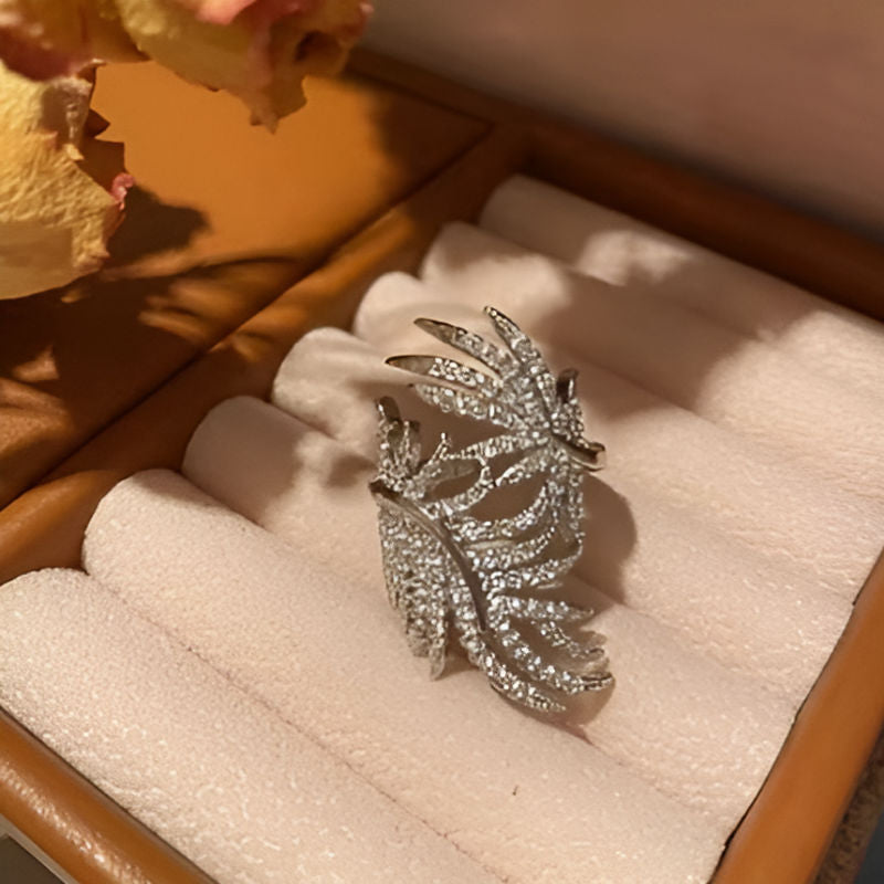 Vintage Aesthetic Feather Design Ring