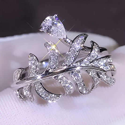 Vintage Exquisite Leaf Ring