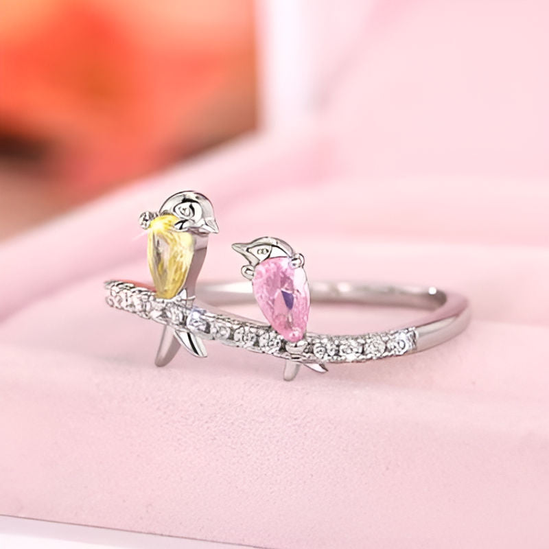 Vintage Small Birds Ring