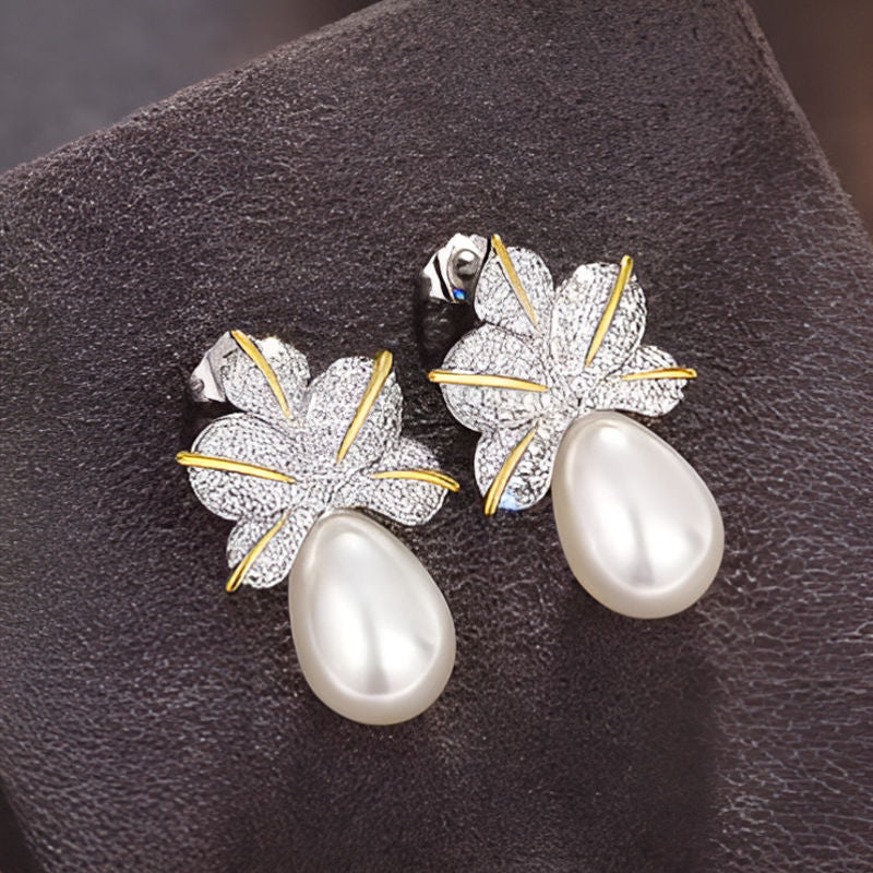 Vintage Flower Pearl Earrings