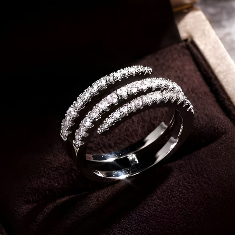 Vintage Shiny Cubic Zircon Ring