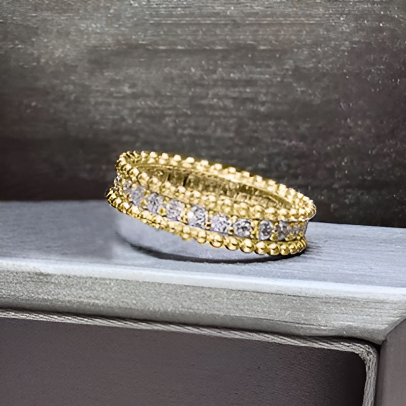 Gold Single Row Zirconia Ring