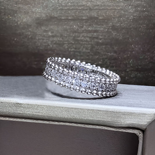 Silver Single Row Zirconia Ring