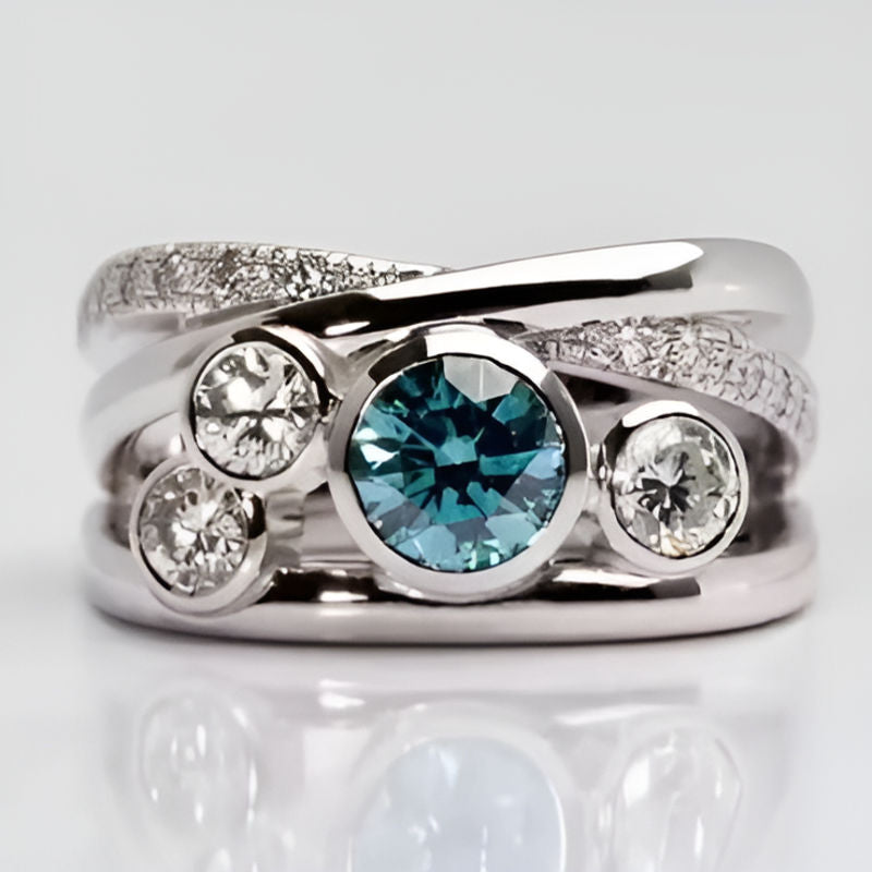 Vintage Exquisite Cross Ring