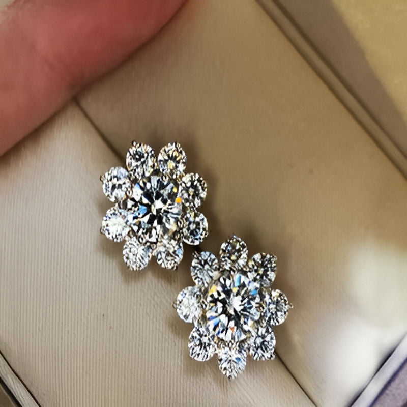 Vintage White Flower Stud Earrings