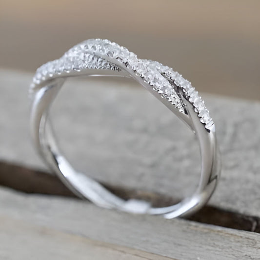 Vintage Dazzling Twist Ring