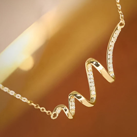 Gold Exquisite Wave Pendant Necklace