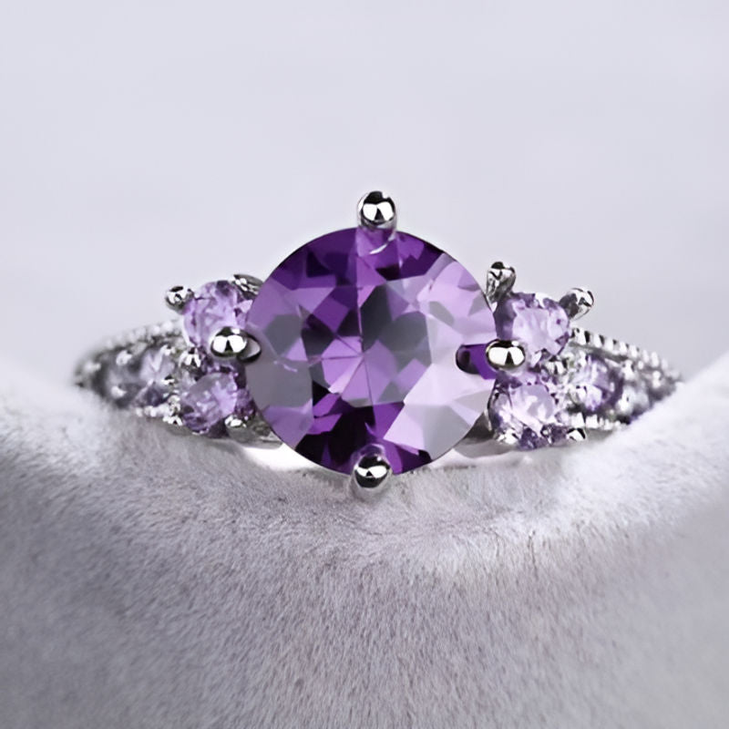 Vintage Charming Purple Ring