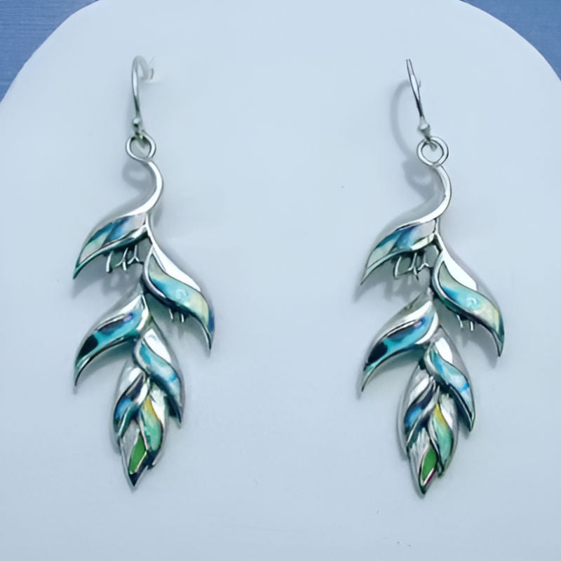 Vintage Leaf Design Hanging Earrings