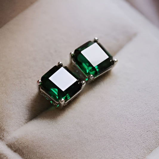 Elegant Green Temperament Earrings