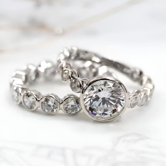 Vintage Full Round Zircon Ring