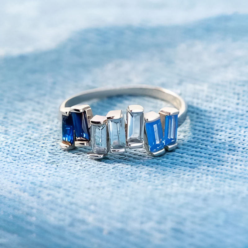 Vintage Novel Blue Zirconia Ring