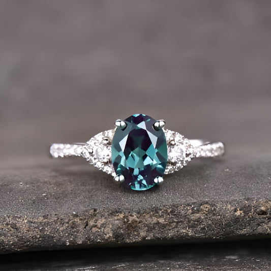 Vintage Creative Blue Ring