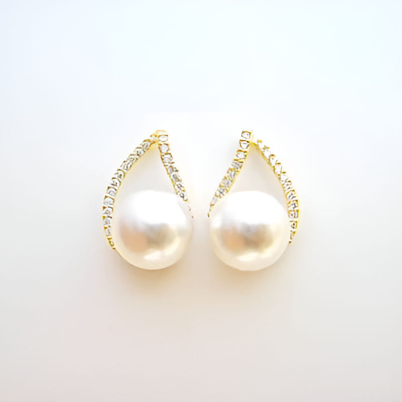 Gold Graceful Imitation Pearl Earrings