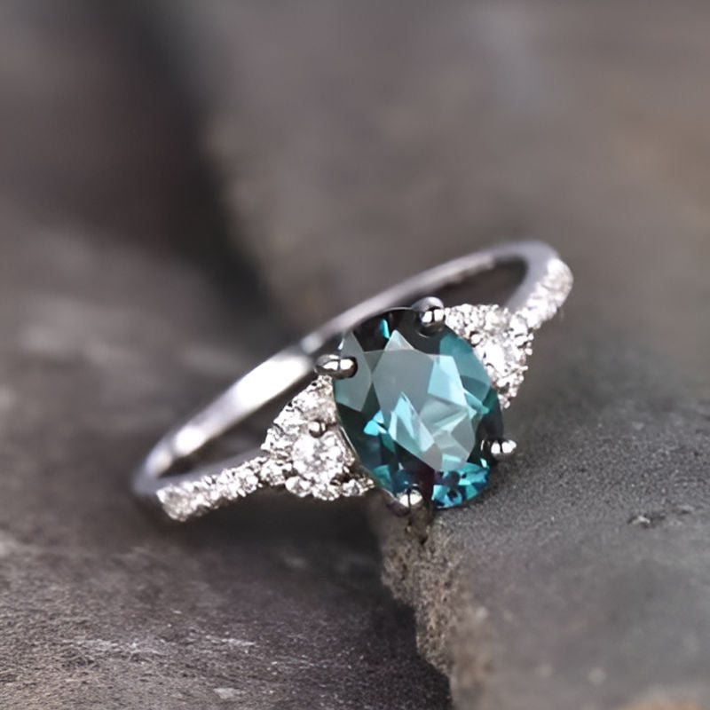 Vintage Creative Blue Ring