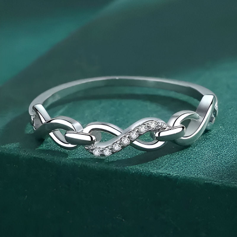 Vintage Infinity Figure Eight Ring