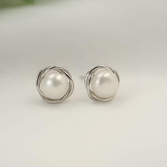 Silver Temperament Stud Earrings