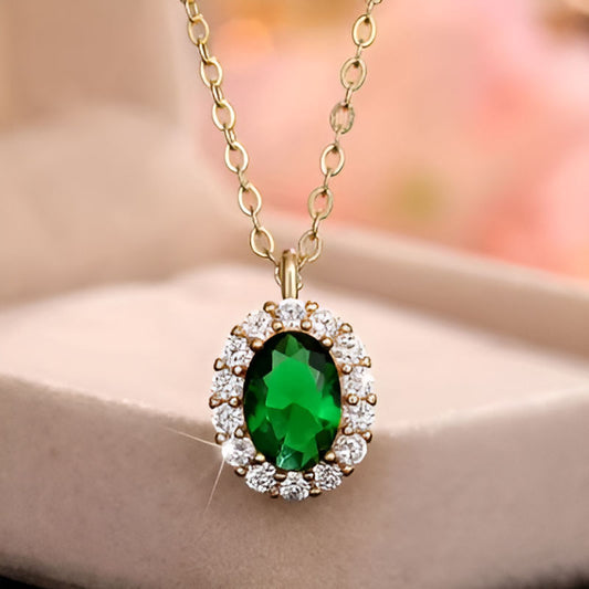 Gold Oval Green Necklace