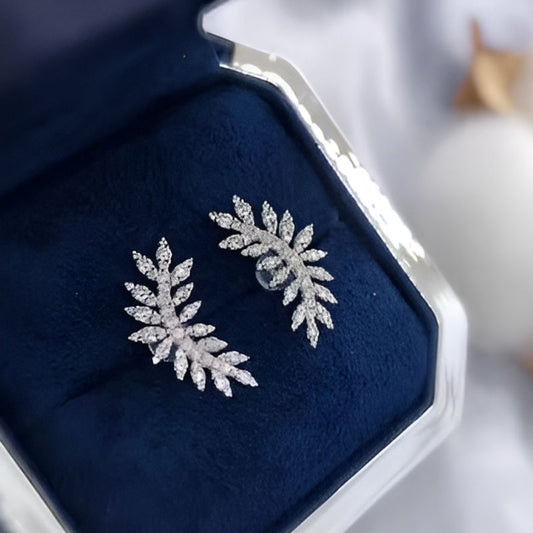 Vintage Chic Leaf Earrings