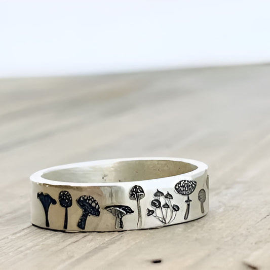 Vintage Wildflower Mushroom Ring