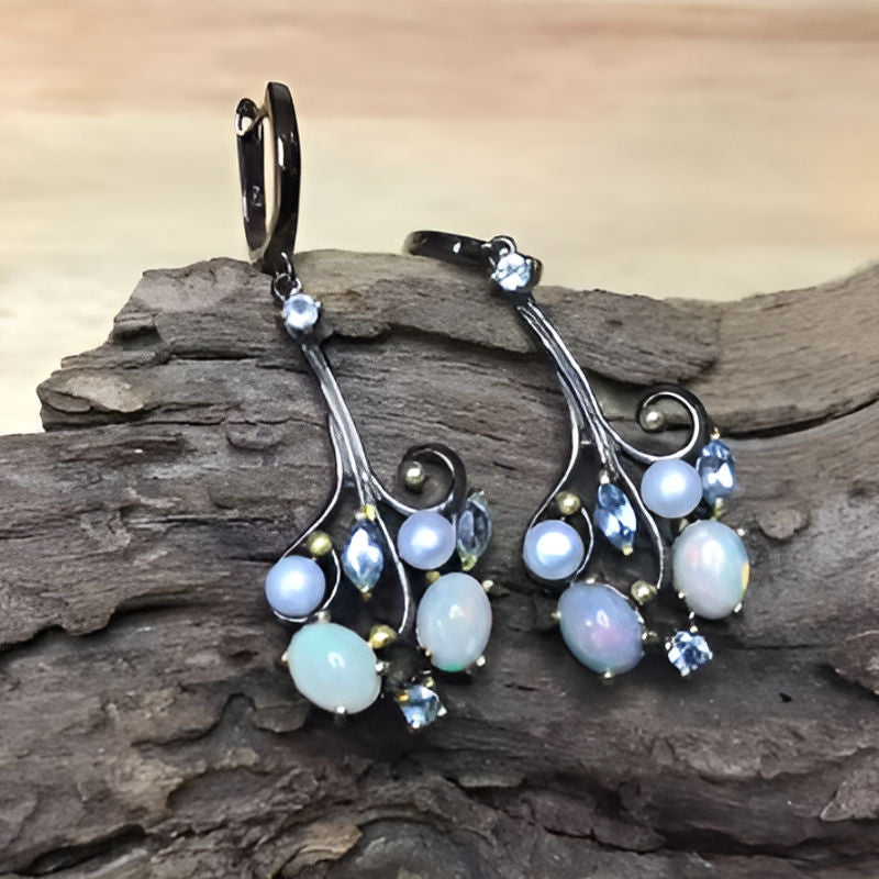 Vintage Oval Black Earrings