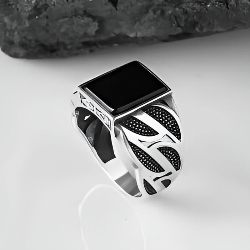 Vintage Black Square Ring