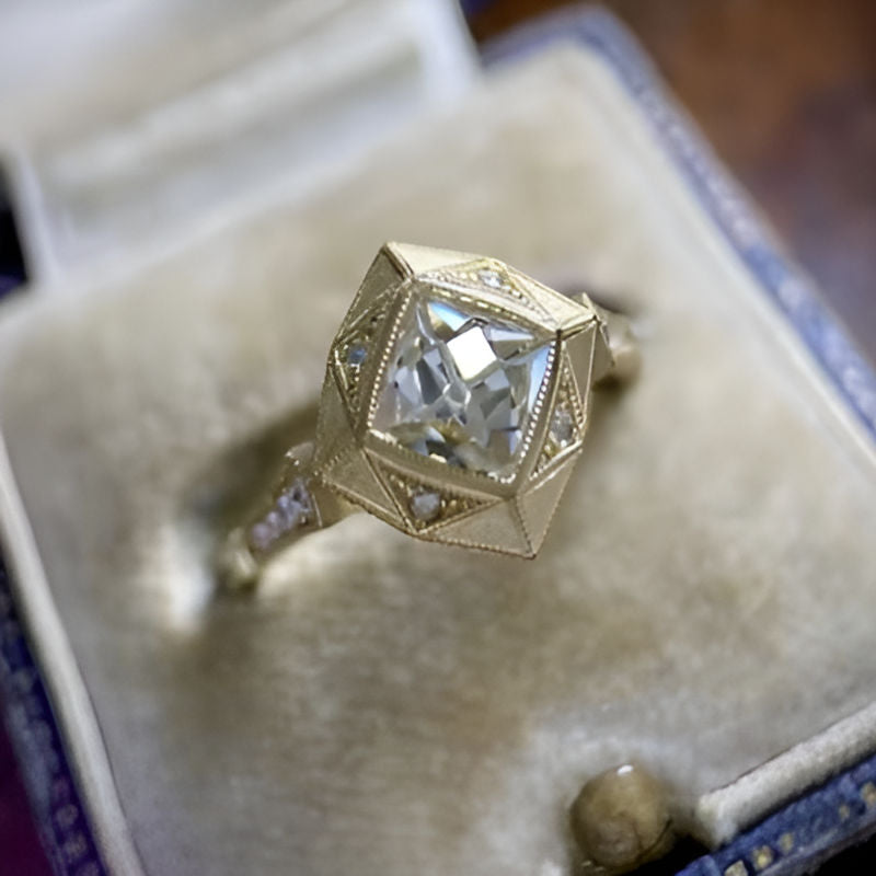 Elegant Square Geometry Gold Ring