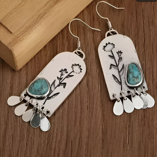 Vintage Hollow Flower Pattern Earrings