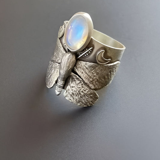 Vintage Round Butterfly Ring