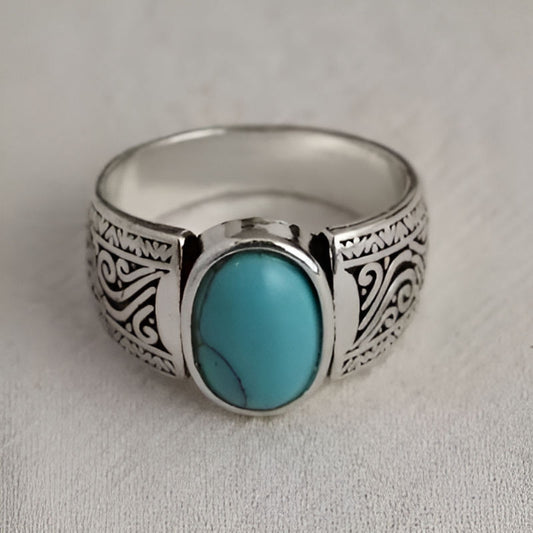 Vintage Oval Inlaid Blue Stones Ring