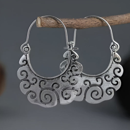 Vintage Exquisite Flower Earrings