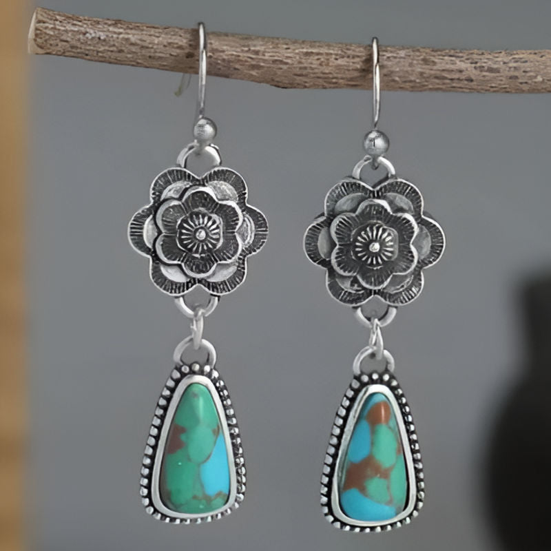 Vintage Exquisite Flower Dangle Earrings