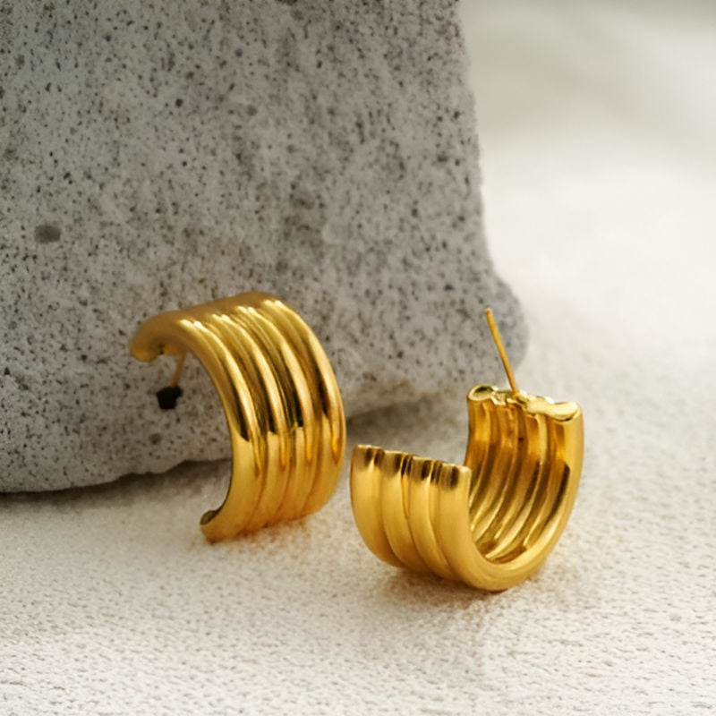 Gold Sunnie Earrings Ribbed