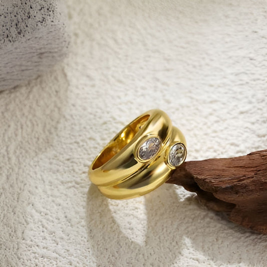 Vintage Sparkling Crystal Ring