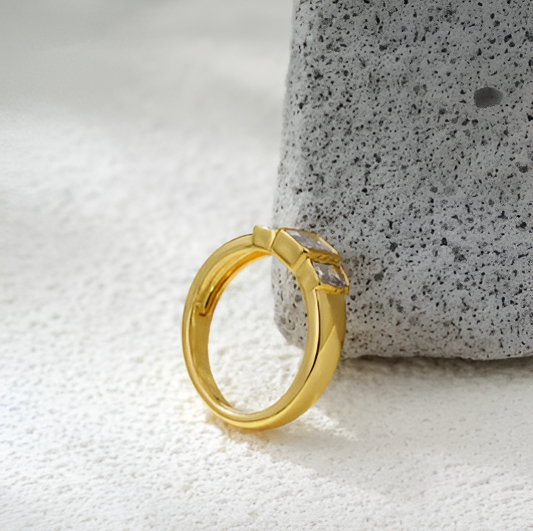 Vintage Square Crystal Zircon Ring