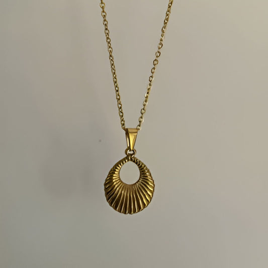 Vintage Striped Oval Pendant Necklace