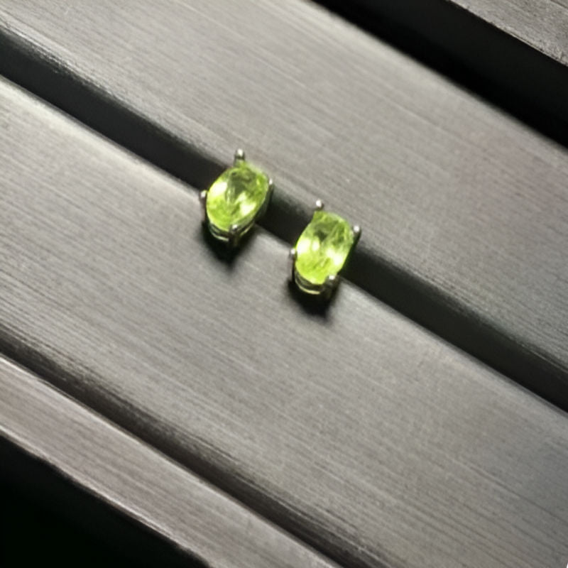 Vintage Oval Natural Peridot Stud Earrings