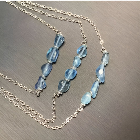 Vintage Dark Blue Aquamarine Pendant Necklace